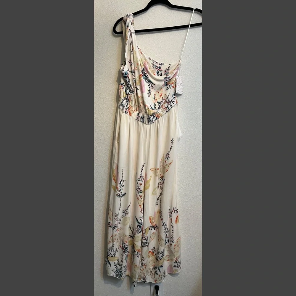 #1568 NWT Free People Island Time One Shoulde Jumpsuit cropped medium